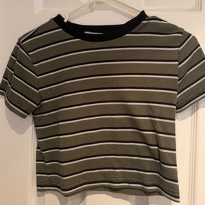 Cropped short sleeve